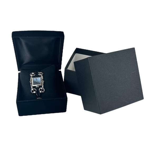 Gucci Signoria Stainless Steel Watch - Picture 3 of 10